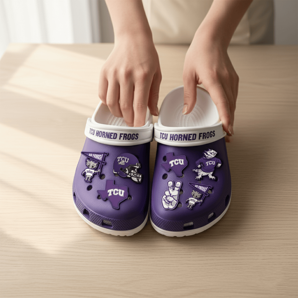 PREMIUM TCU CLOGS DAT